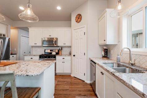 2409 Harbor Lane W West Fargo ND 58078