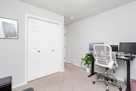 2409 Harbor Lane W West Fargo ND 58078