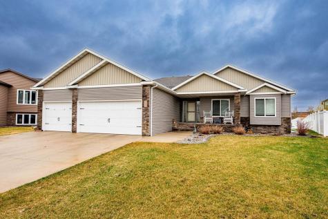2409 Harbor Lane W West Fargo ND 58078