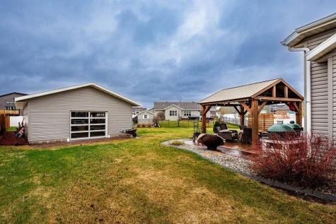 2409 Harbor Lane W West Fargo ND 58078