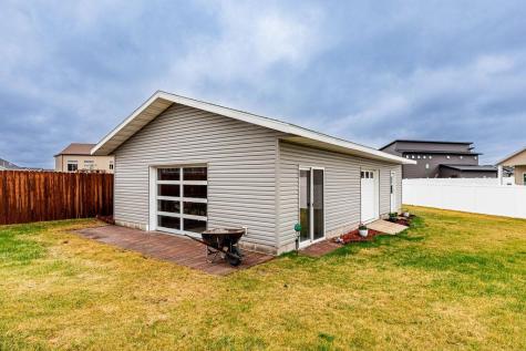2409 Harbor Lane W West Fargo ND 58078