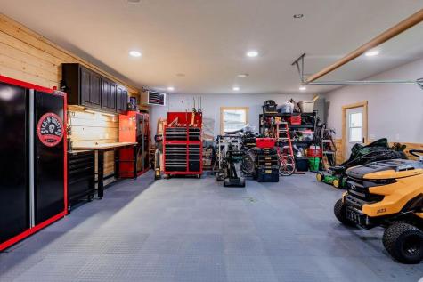 2409 Harbor Lane W West Fargo ND 58078