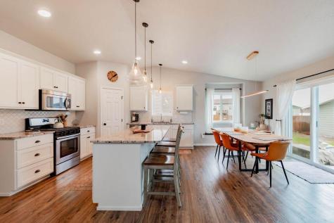 2409 Harbor Lane W West Fargo ND 58078