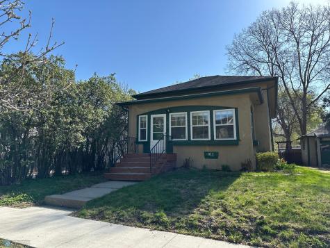 911 8th Street N Fargo ND 58102