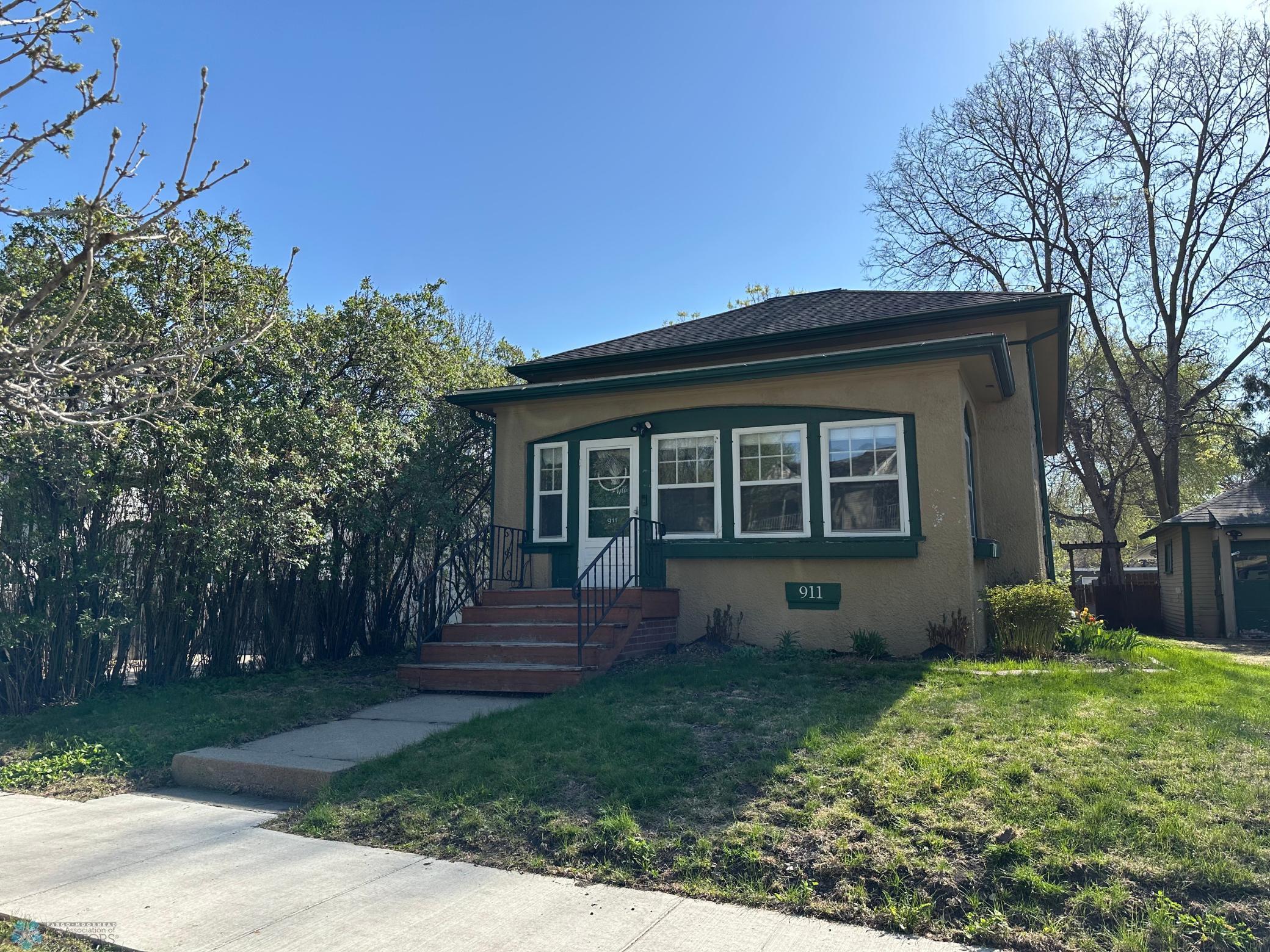 911 8th Street N Fargo ND 58102