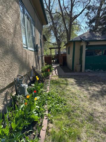 911 8th Street N Fargo ND 58102