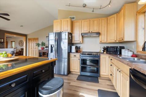 31487 Malbay Road Cohasset MN 55721