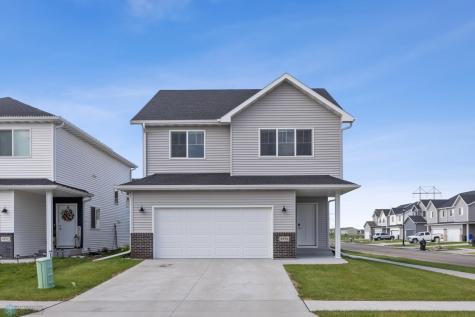 4996 37th Avenue S Fargo ND 58104