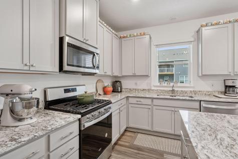 11121 Balsam Pointe Trail Dayton MN 55327