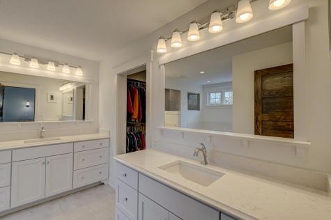 10059 Tapestry Road Lake Elmo MN 55042