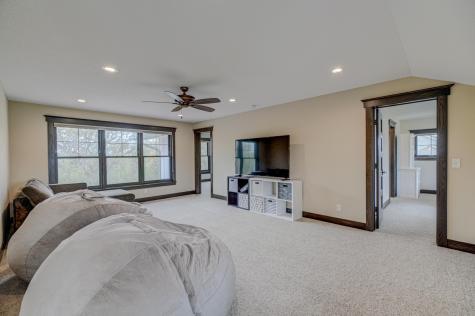 10059 Tapestry Road Lake Elmo MN 55042