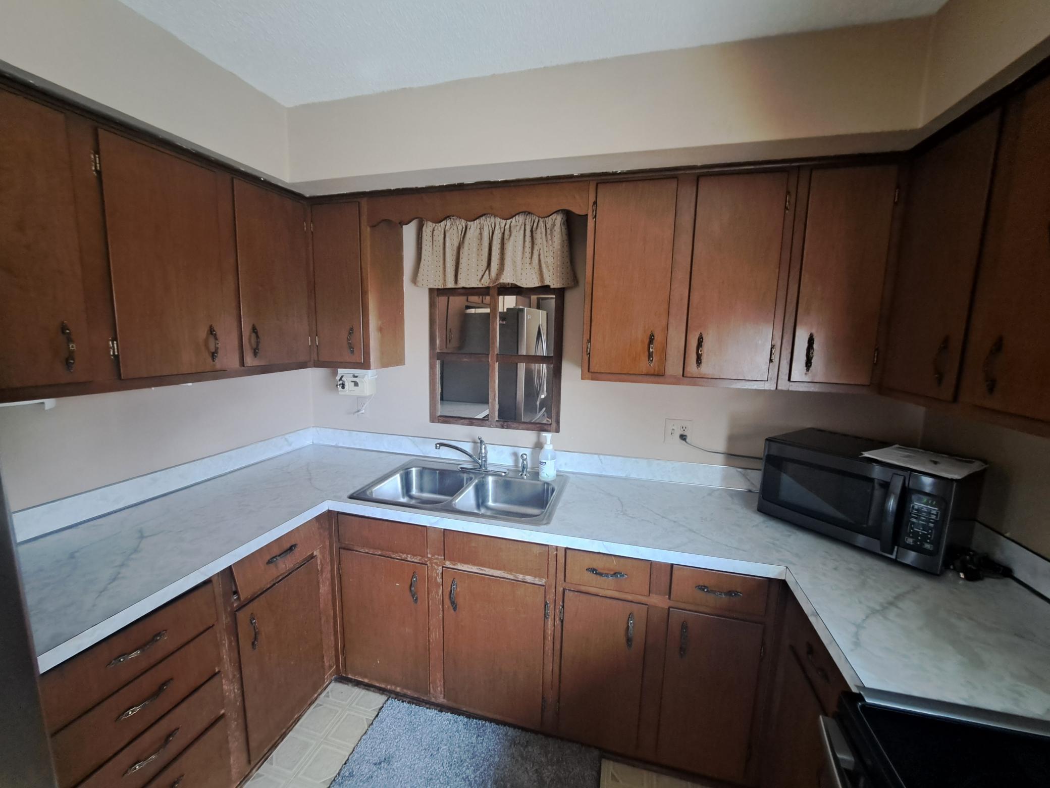 1521 W Clark Street Albert Lea MN 56007