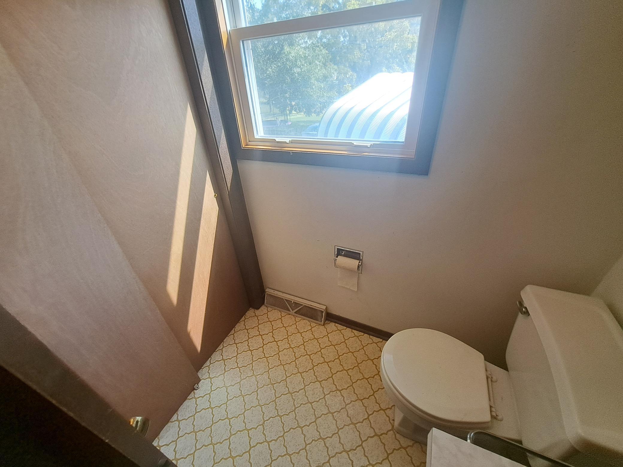 1521 W Clark Street Albert Lea MN 56007