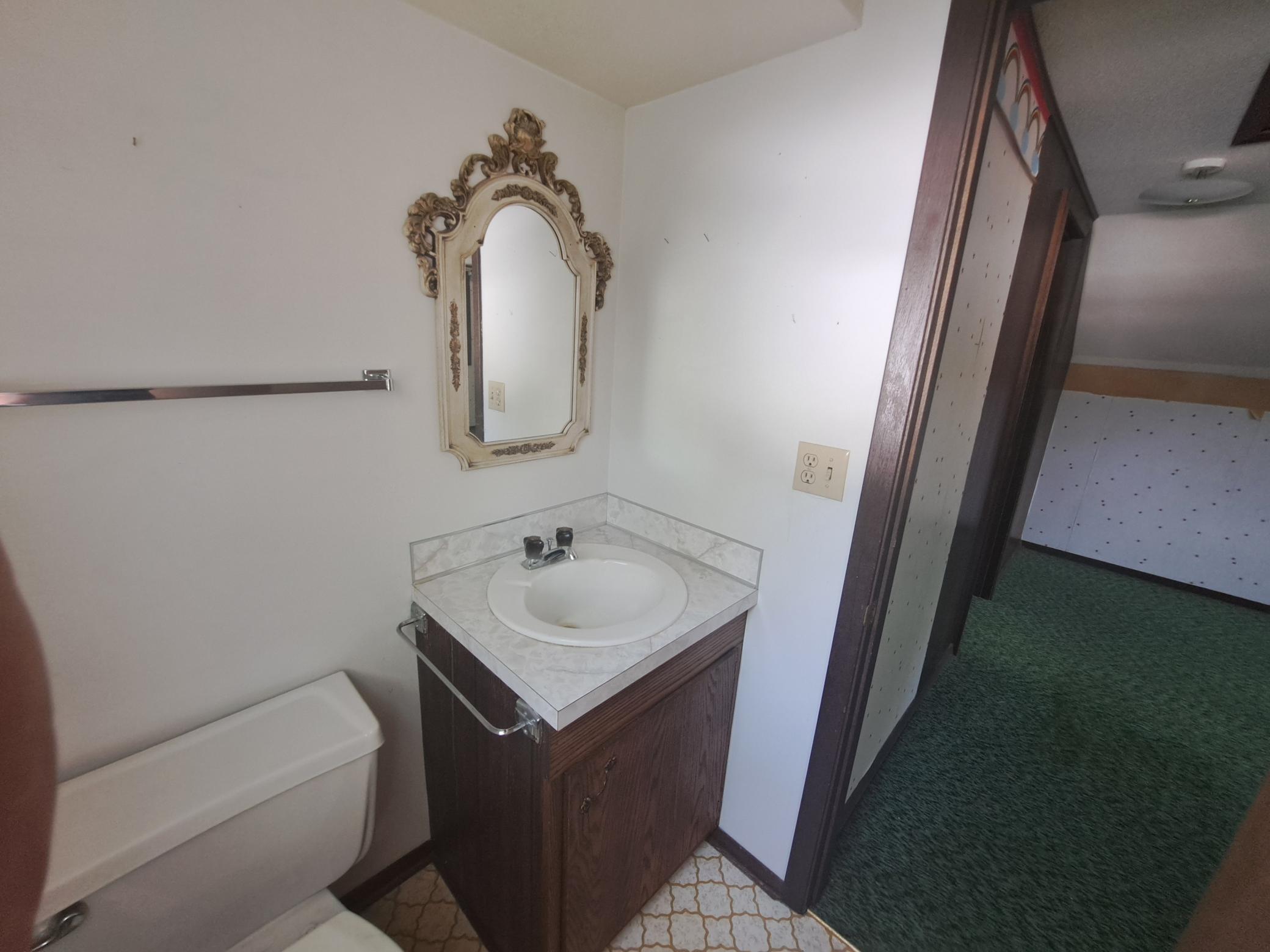 1521 W Clark Street Albert Lea MN 56007