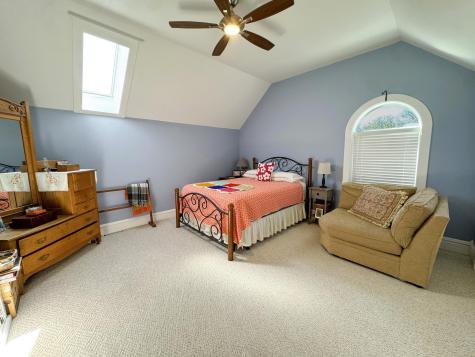 1019 N Vine Street Fergus Falls MN 56537