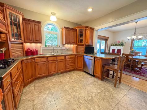 1019 N Vine Street Fergus Falls MN 56537