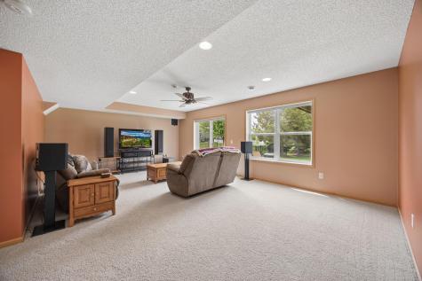 11265 68th Street NE Albertville MN 55301