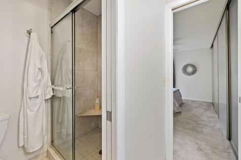 2252 Country Lane Minnetonka MN 55305