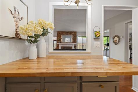 2252 Country Lane Minnetonka MN 55305