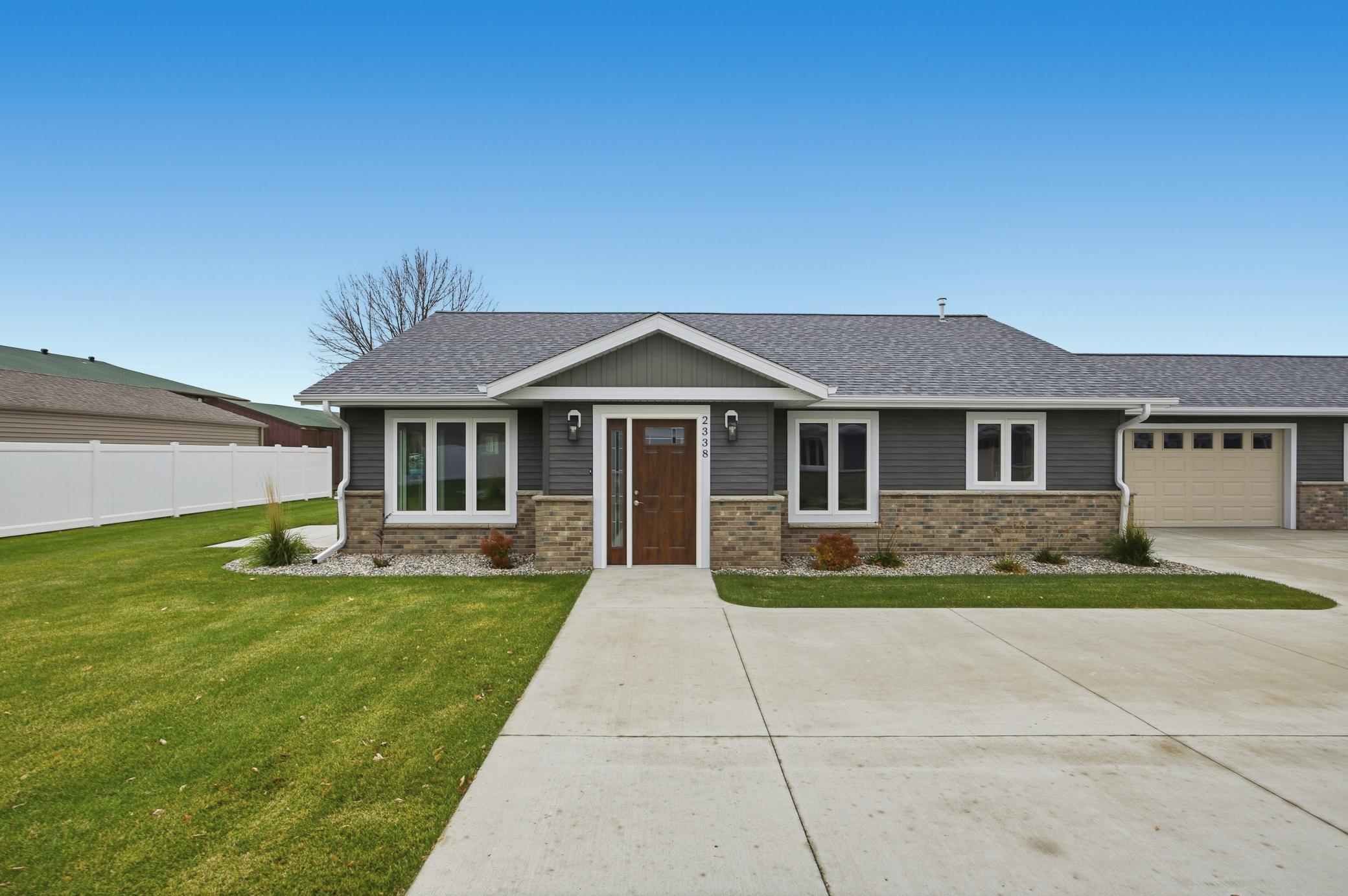 2338 30 Avenue S Fargo ND 58104
