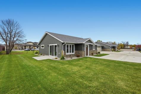 2338 30 Avenue S Fargo ND 58104
