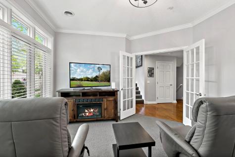 337 Willoughby Way W Minnetonka MN 55305