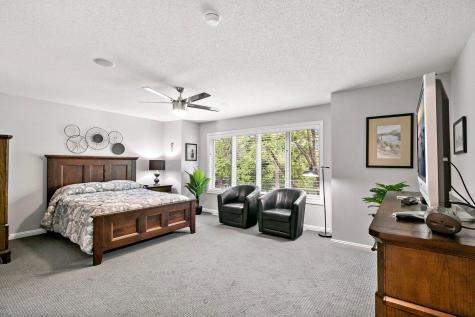 337 Willoughby Way W Minnetonka MN 55305