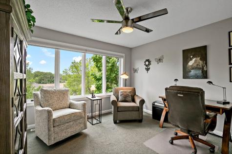337 Willoughby Way W Minnetonka MN 55305