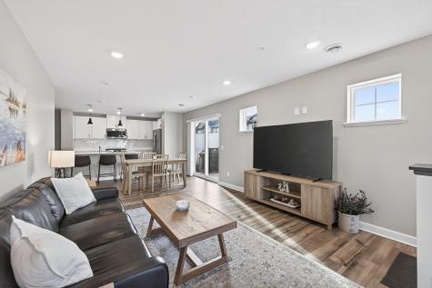 5251 Long Pointe Pass Woodbury MN 55129