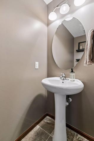 593 Stonewood Way Burnsville MN 55306
