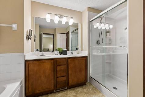 593 Stonewood Way Burnsville MN 55306