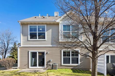 593 Stonewood Way Burnsville MN 55306