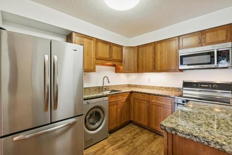 78 10th Street E Saint Paul MN 55101