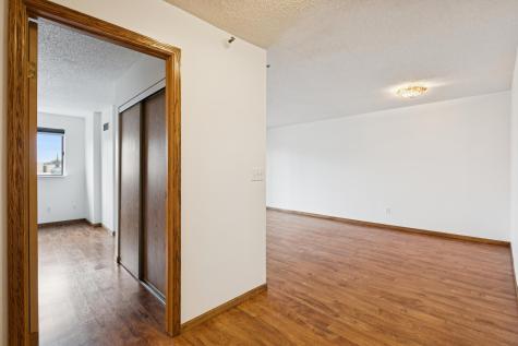 78 10th Street E Saint Paul MN 55101