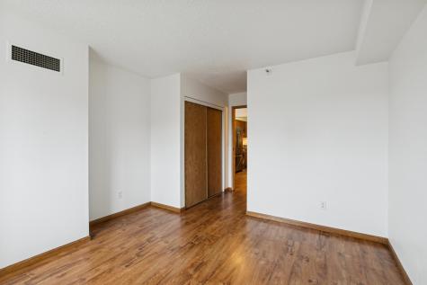 78 10th Street E Saint Paul MN 55101