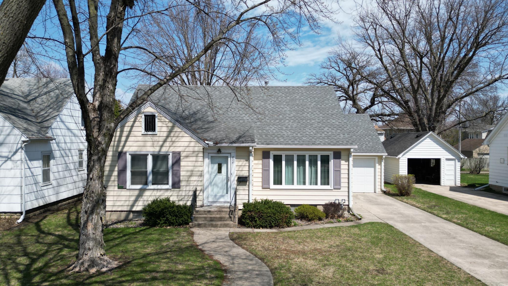 808 5th Avenue SW Austin MN 55912