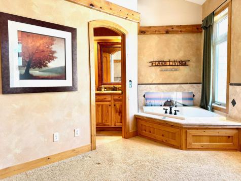 20530 487th Street Mcgregor MN 55760