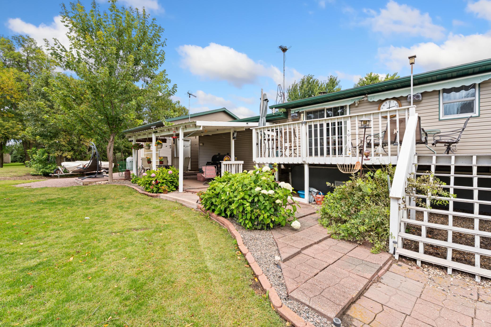 1 Lime Lake Drive Avoca MN 56114