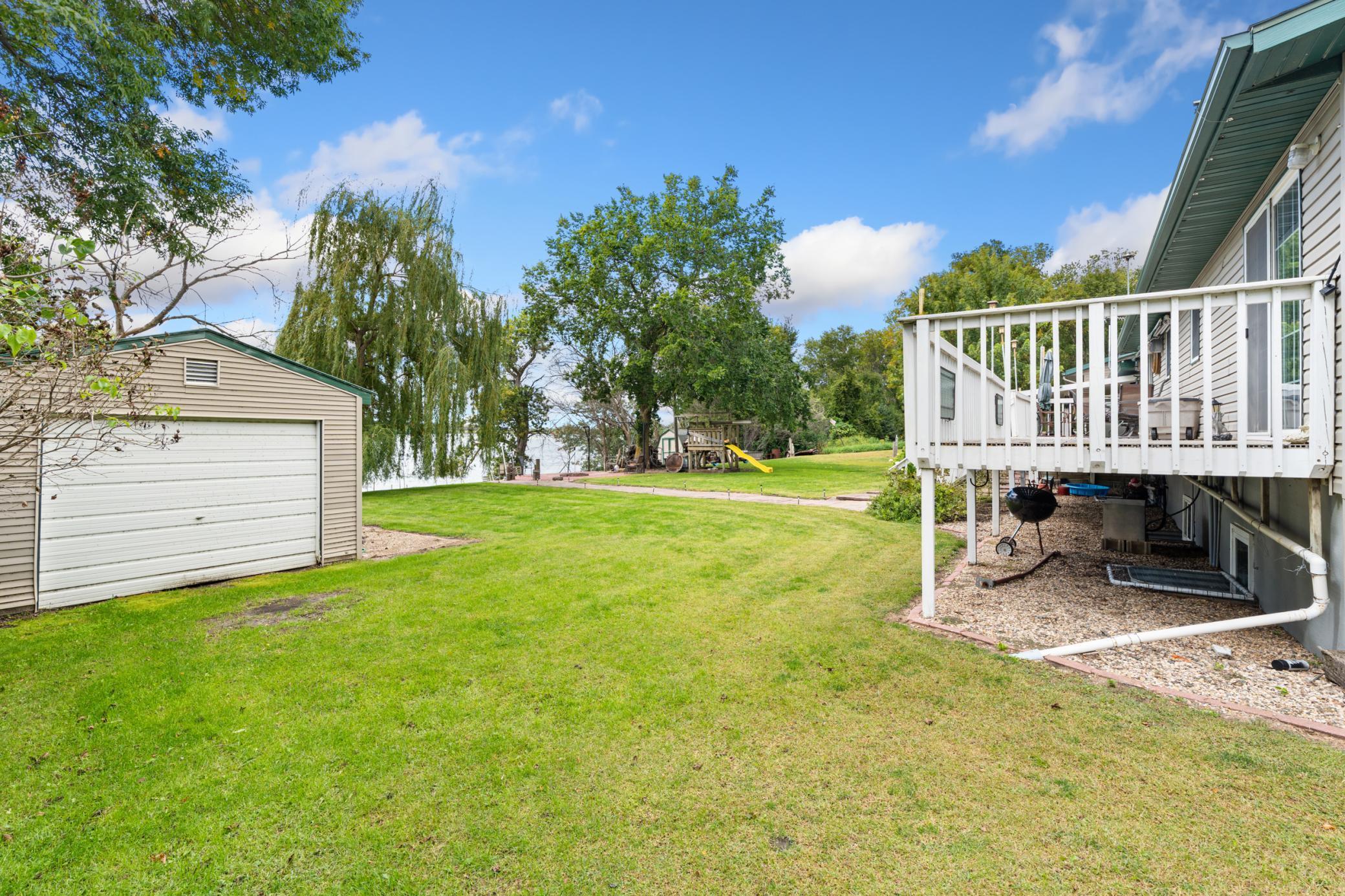 1 Lime Lake Drive Avoca MN 56114