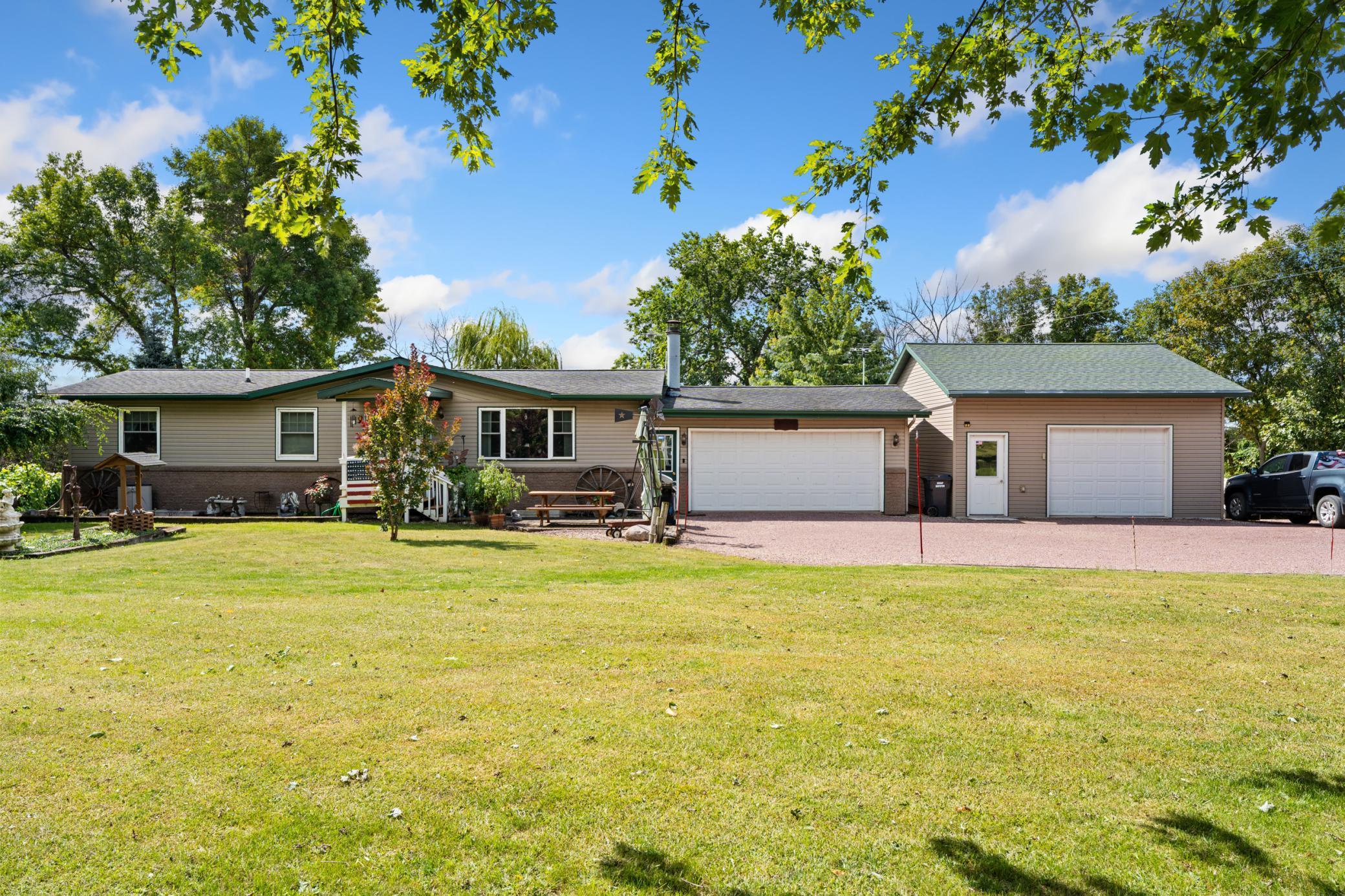 1 Lime Lake Drive Avoca MN 56114