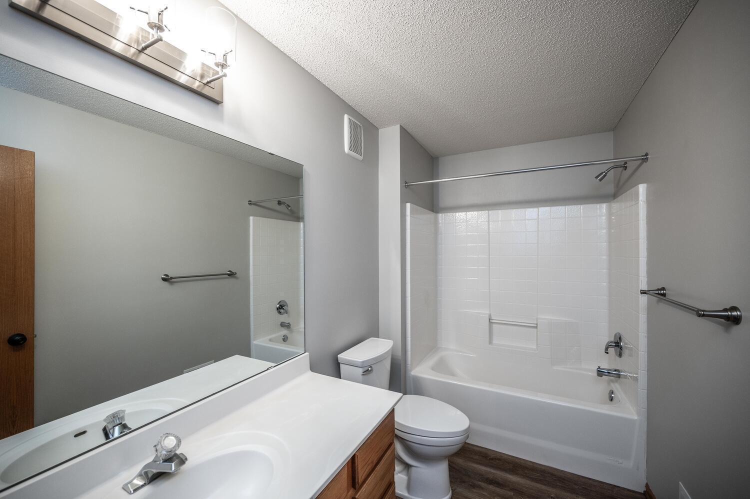 15664 Flackwood Way Apple Valley MN 55124