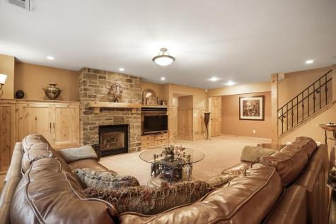1392 Timberwolf Trail Lino Lakes MN 55038