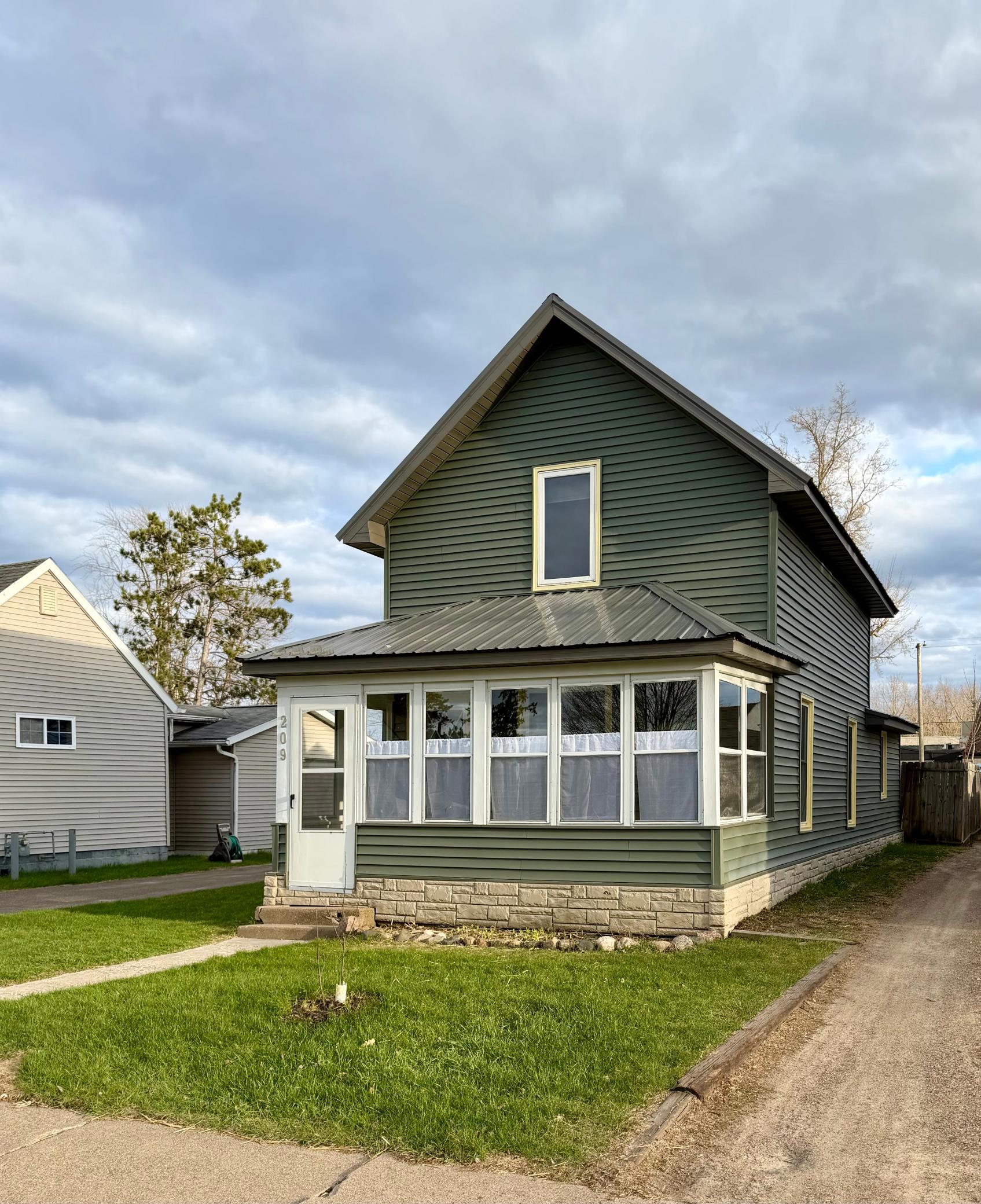 209 3rd Street NE Aitkin MN 56431