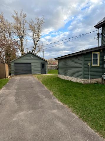 209 3rd Street NE Aitkin MN 56431
