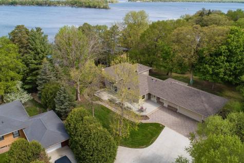 2808 Government Point Road NE Alexandria MN 56308