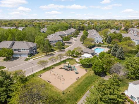 6869 Folkestone Road Apple Valley MN 55124