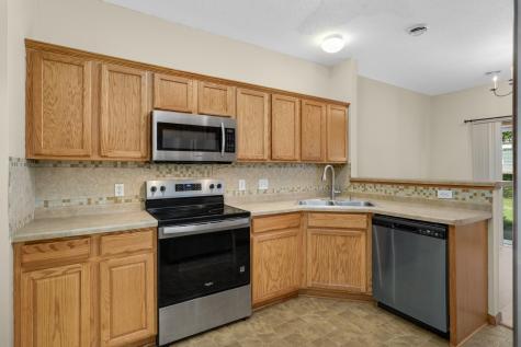 6869 Folkestone Road Apple Valley MN 55124
