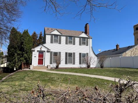 1589 Hillcrest Avenue Saint Paul MN 55116