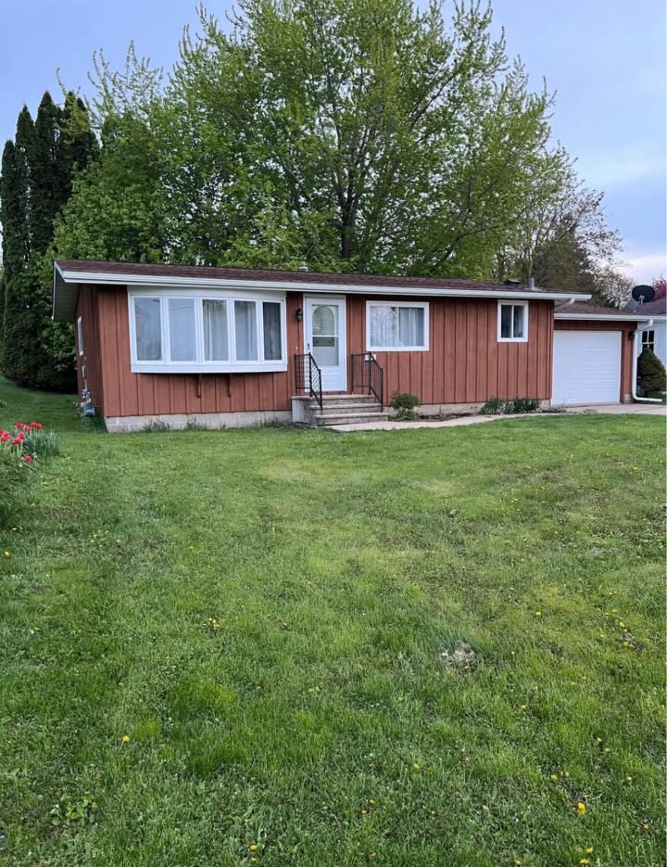 322 W Prairie Avenue Mabel MN 55954