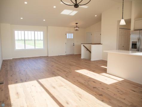 112 18 Street SE Barnesville MN 56514